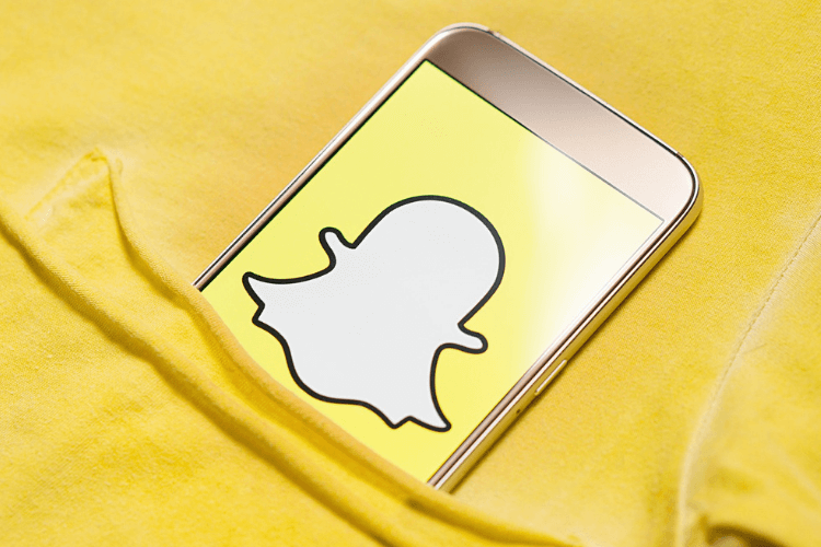 how to see someones snapchat friends list